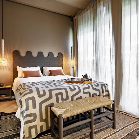 Hamid - 2 Bedrooms In Eixample Dreta *